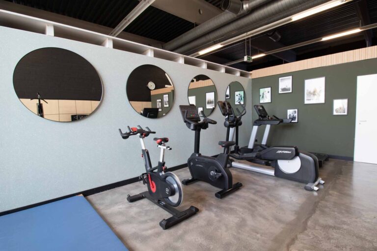 2025-sportprinz-fitnessclub-freiburg-west-woman-area-1920x1280px