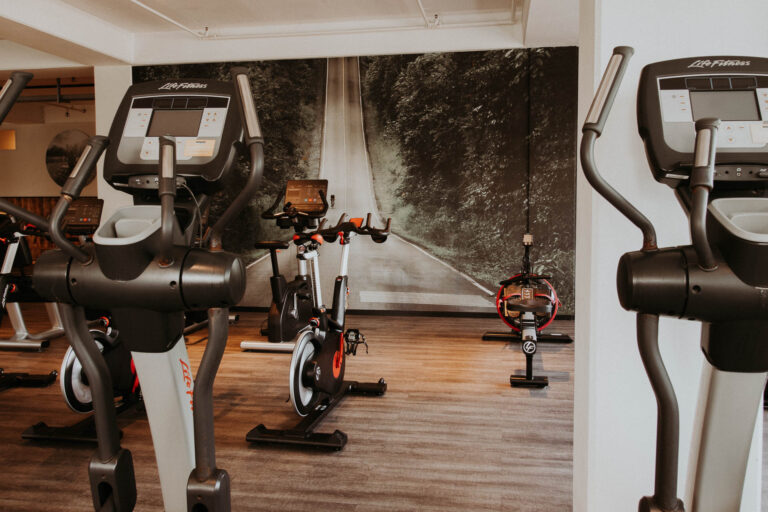Cardio Laufband Crosstrainer Stairmaster im Sportprinz Karlsruhe Süd