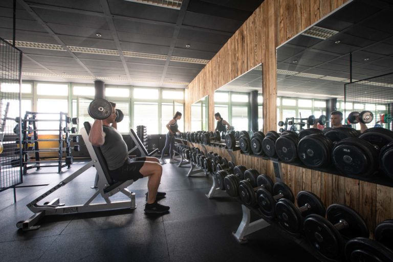 fitness-sportprinz-fitnessclub-freihantel-training-1920x1280px